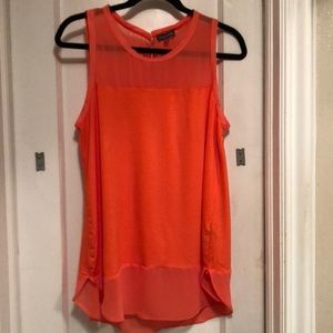 Women s Vince Camuto top